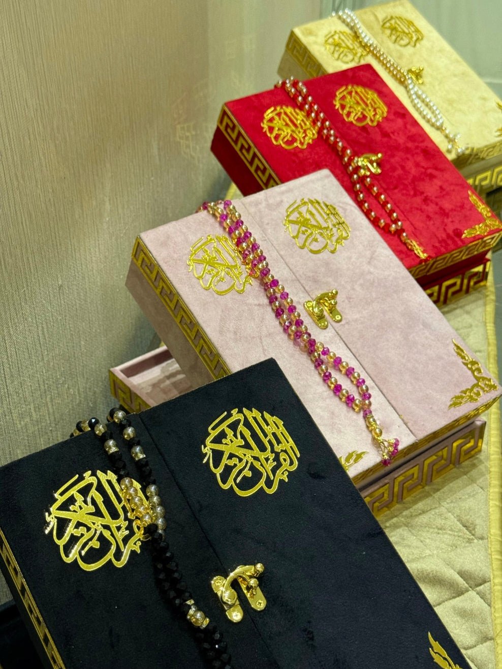 Al Nafees Velvet Standing Quran Set