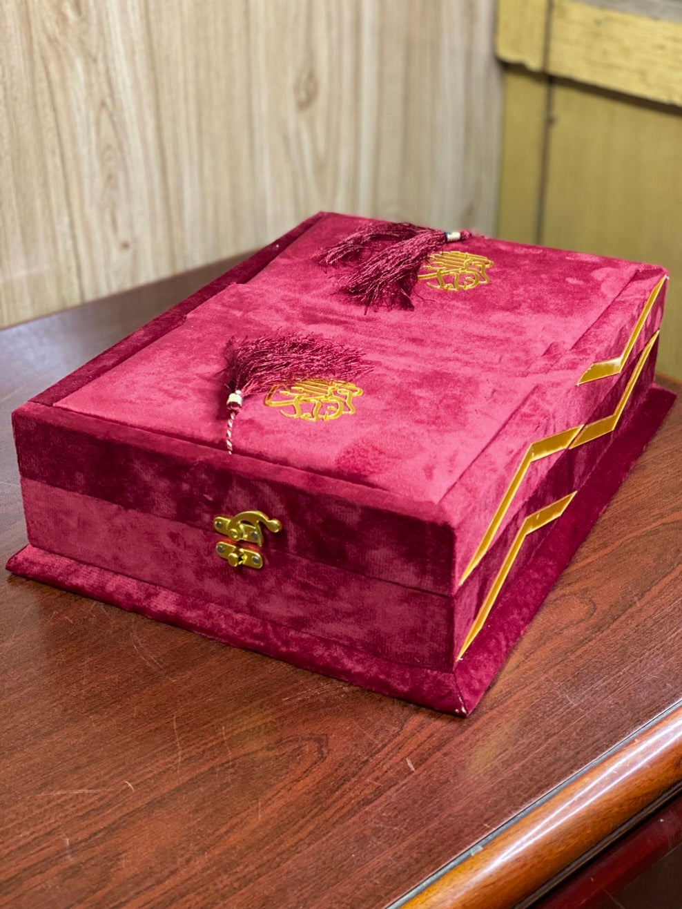 Velvet Bridal Quran Set (Ittar , Tasbeeh , Velvet Quran , Velvet Rahal Box