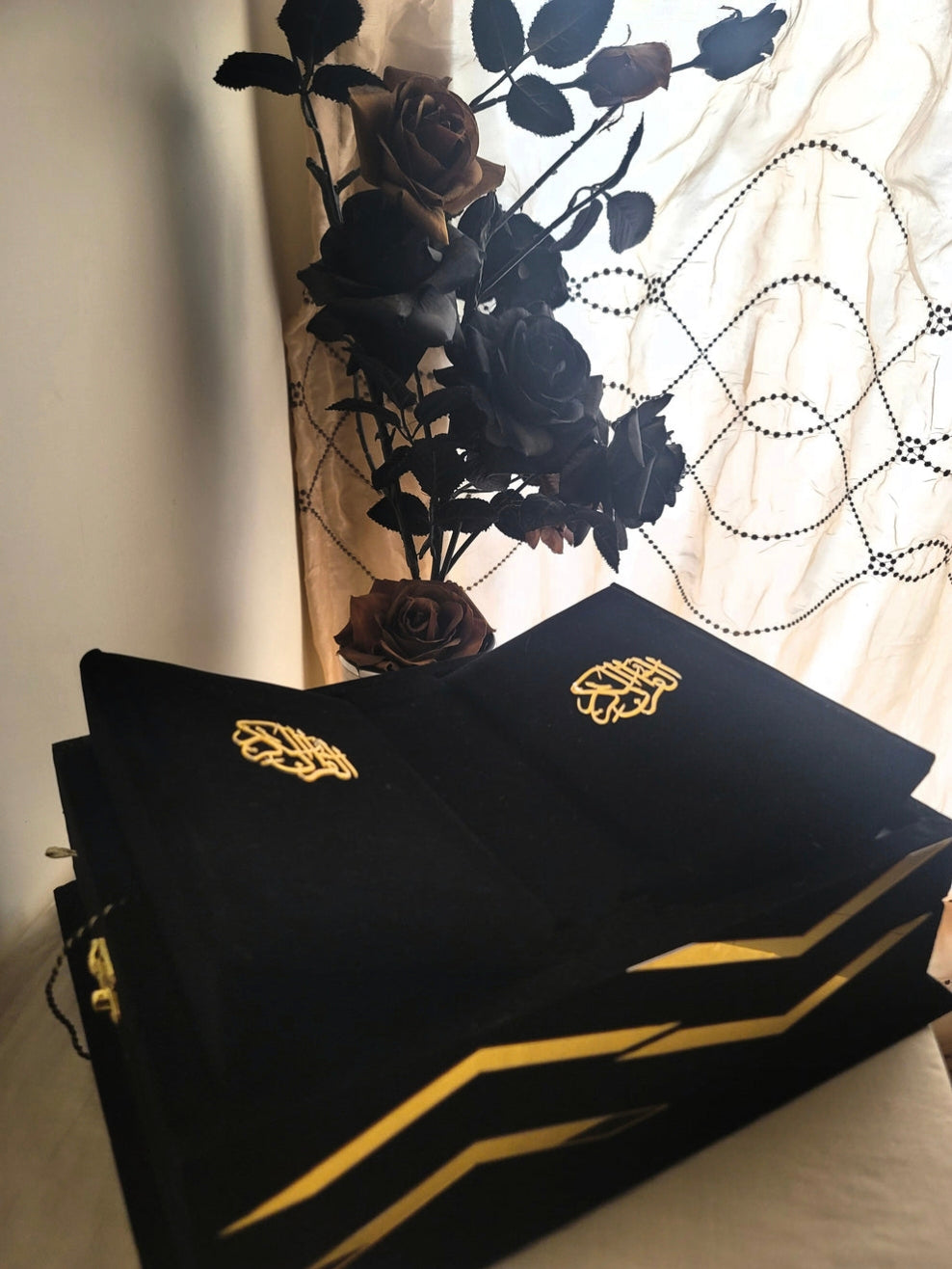 Velvet Bridal Quran Set (Ittar , Tasbeeh , Velvet Quran , Velvet Rahal Box