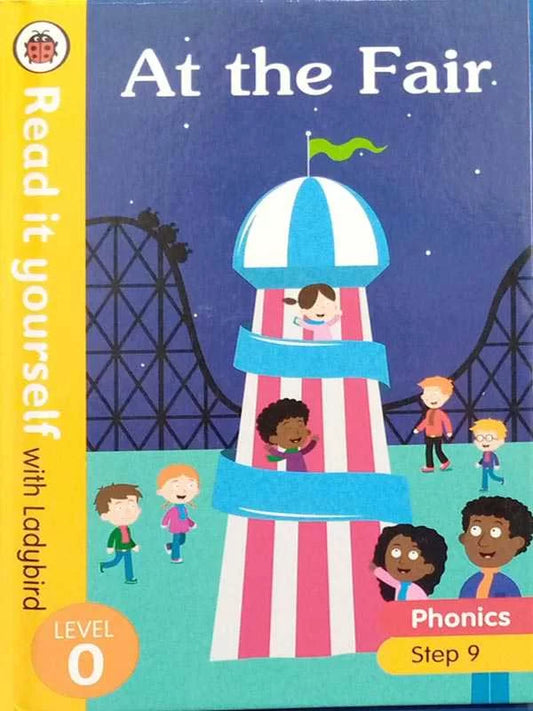 At the Fair Read It Yourself With Ladybird-Books-Maktaba Sultan e Alamgir
